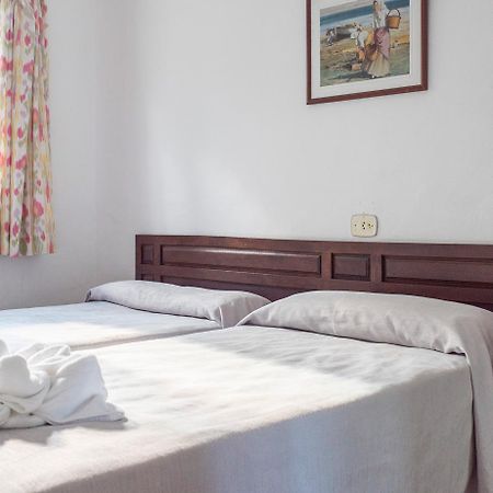 Apartamentos Pinomar Es Calo  Zewnętrze zdjęcie