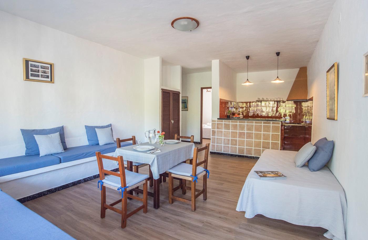 Apartamentos Pinomar Es Calo  Zewnętrze zdjęcie